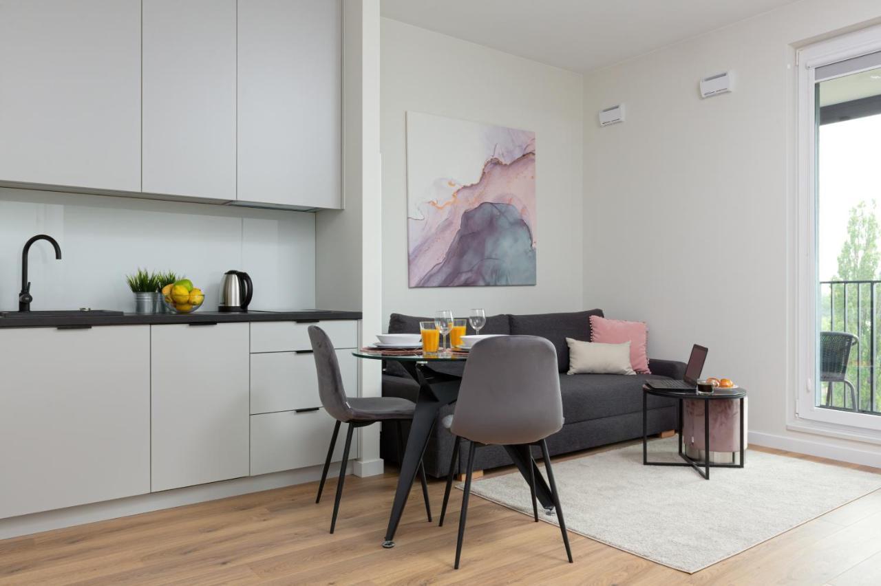 Apartments Business Center Wola Ordona By Renters Warsaw Exterior photo
